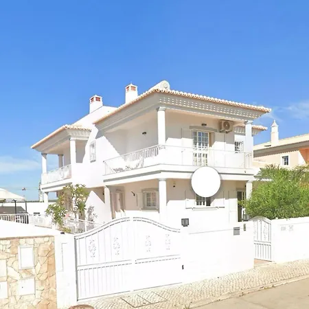 Villa Casa Branca Ocean View Hébergement de vacances *